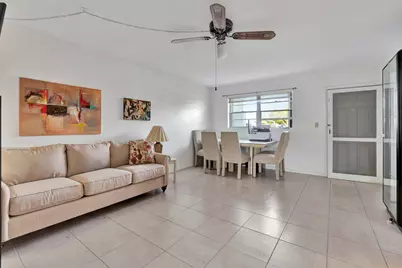 3154 Meridian Way S #2, Palm Beach Gardens, FL 33410 - Photo 5