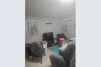 709 SW 4th Street, Hallandale Beach, FL 33009 - Photo 11