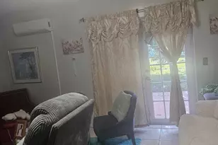 709 SW 4th St, Hallandale Beach, FL 33009 - Photo 9