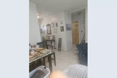 709 SW 4th Street, Hallandale Beach, FL 33009 - Photo 7