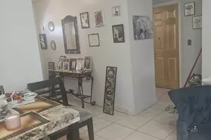 709 SW 4th St, Hallandale Beach, FL 33009 - Photo 7