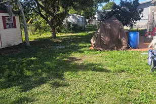 709 SW 4th St, Hallandale Beach, FL 33009 - Photo 31