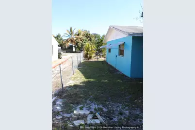 900 SE Lake Street, Stuart, FL 34994 - Photo 7