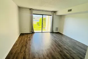 4657 Fountains Dr S, Lake Worth, FL 33467 - Photo 7