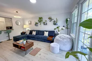 275 Murcia Dr, Jupiter, FL 33458 - Photo 1