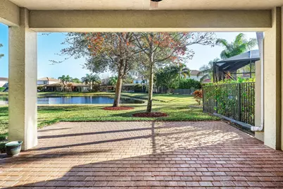 8316 Calabria Lakes Drive, Boynton Beach, FL 33473 - Photo 35