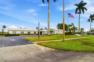 2965 Ashley Dr W, West Palm Beach, FL 33415 - Photo 25