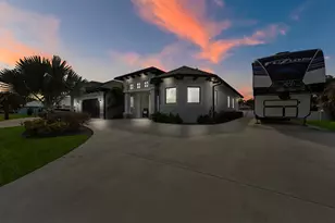 2056 SW Aaron Ln, Port Saint Lucie, FL 34953 - Photo 3