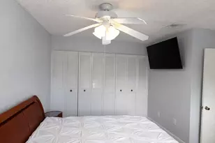4581 Holly Lake Dr, Greenacres, FL 33463 - Photo 23