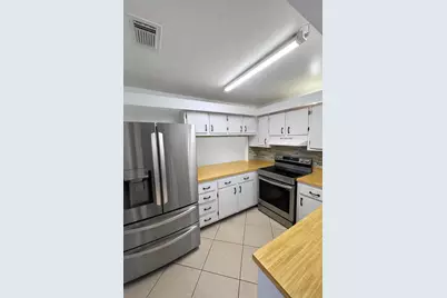 4581 Holly Lake Drive, Lake Worth, FL 33463 - Photo 11