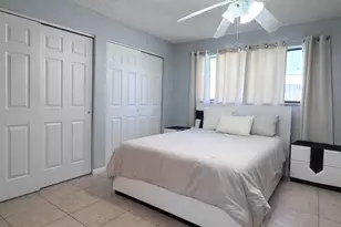 4581 Holly Lake Dr, Greenacres, FL 33463 - Photo 15