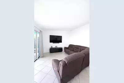 4581 Holly Lake Drive, Lake Worth, FL 33463 - Photo 9