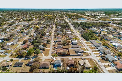 677 NW Marion Avenue, Port Saint Lucie, FL 34983 - Photo 35