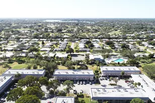 18081 SE Country Club Dr, Jupiter, FL 33469 - Photo 29