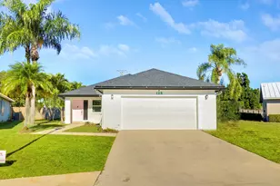 125 Arrowhead Cir, Jupiter, FL 33458 - Photo 1