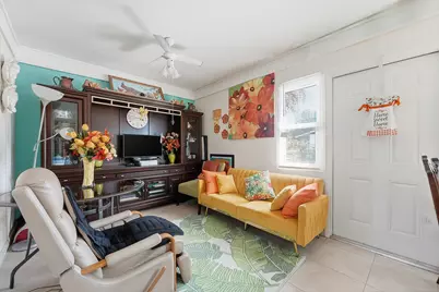 572 SE Fallon Drive, Port Saint Lucie, FL 34983 - Photo 11