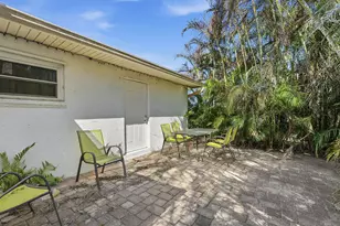 572 SE Fallon Dr, Port Saint Lucie, FL 34983 - Photo 23