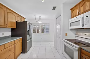 2090 Colonial Rd, Fort Pierce, FL 34950 - Photo 5