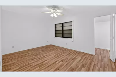 2090 Colonial Road #5, Fort Pierce, FL 34950 - Photo 13