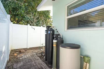 5213 Bethany Lane, Haverhill, FL 33415 - Photo 27