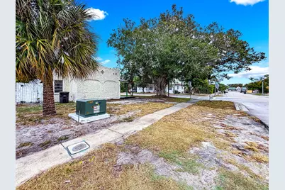 501 Pilgrim Road, West Palm Beach, FL 33405 - Photo 25