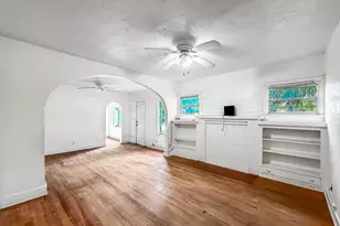 501 Pilgrim Rd, West Palm Beach, FL 33405 - Photo 9