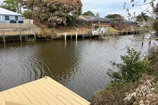 404 NE Camelot Dr, Port Saint Lucie, FL 34983 - Photo 17