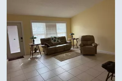 404 NE Camelot Drive, Port Saint Lucie, FL 34983 - Photo 5