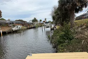 404 NE Camelot Dr, Port Saint Lucie, FL 34983 - Photo 27