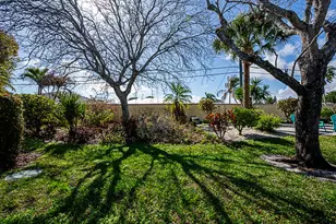 7667 SE Sugar Sand Cir, Hobe Sound, FL 33455 - Photo 15