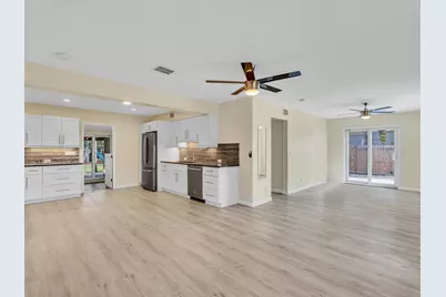 607 W Perry Street, Lantana, FL 33462 - Photo 15