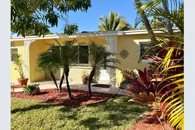 607 W Perry Street, Lantana, FL 33462 - Photo 1