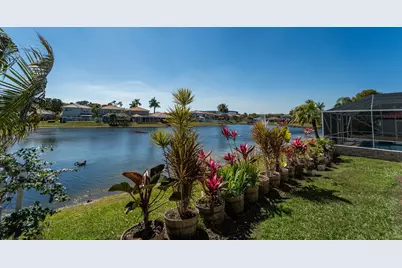 3944 Crescent Creek Drive, Coconut Creek, FL 33073 - Photo 45