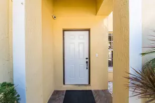 3944 Crescent Creek Dr, Coconut Creek, FL 33073 - Photo 3