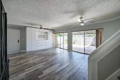 4300 Hazel Avenue #D, Palm Beach Gardens, FL 33410 - Photo 3