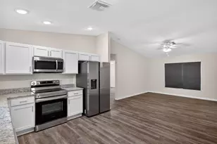 6056 Pecan Cir, Labelle, FL 33935 - Photo 5