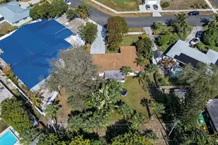 530 Australian Cir, West Palm Beach, FL 33403 - Photo 17