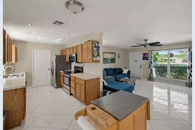 530 Australian Circle, Lake Park, FL 33403 - Photo 3