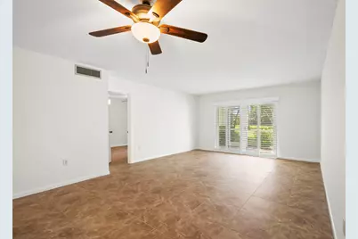 717 S US Hwy 1 #305, Jupiter, FL 33477 - Photo 17