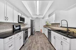 3651 Palm Dr, West Palm Beach, FL 33404 - Photo 25