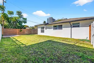 3651 Palm Dr, Riviera Beach, FL 33404 - Photo 51