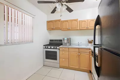 12013 Greenway Cir S #110, Royal Palm Beach, FL 33411 - Photo 9