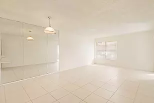 12013 Greenway Cir S, West Palm Beach, FL 33411 - Photo 9