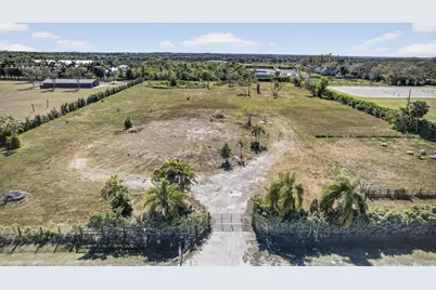 16296 Deer Path Lane, Wellington, FL 33470 - Photo 21