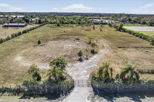 16296 Deer Path Ln, Wellington, FL 33470 - Photo 21