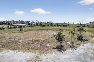 16296 Deer Path Ln, Wellington, FL 33470 - Photo 39