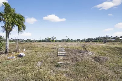 16296 Deer Path Lane, Wellington, FL 33470 - Photo 7
