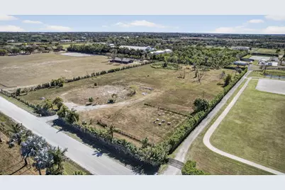 16296 Deer Path Lane, Wellington, FL 33470 - Photo 37