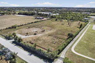 16296 Deer Path Ln, Wellington, FL 33470 - Photo 37