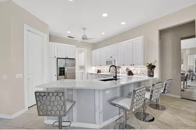 7139 Crystal Lake Drive, West Palm Beach, FL 33411 - Photo 15